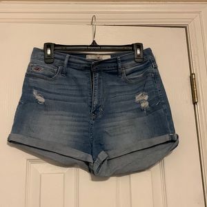 Size 7 Hollister shorts